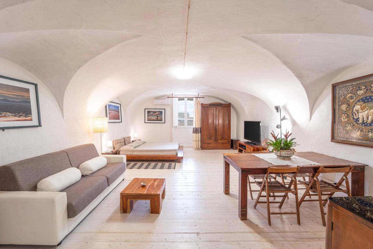 Casa Gilbert 101 Apartment Alghero Luaran gambar